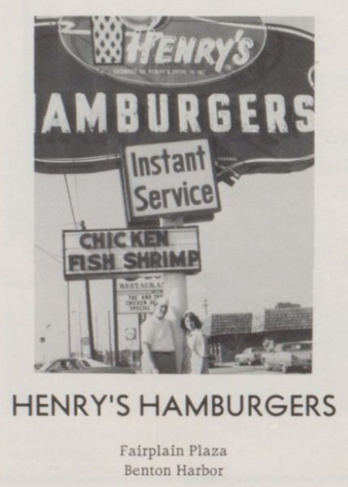 Henrys Hamburgers - Benton Harbor - Fairplain Plaza 1681 M-139